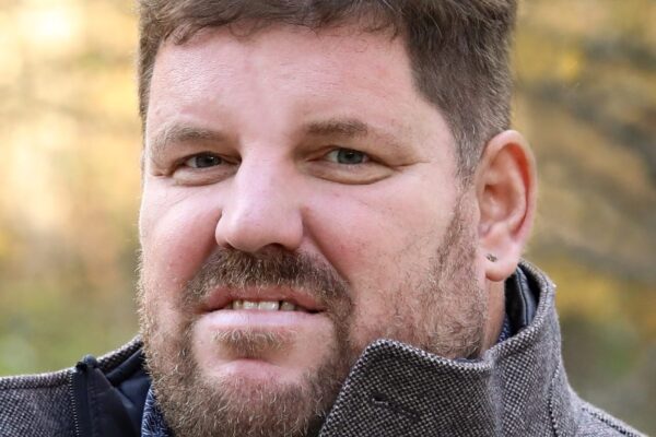 Dr. Daman Derling: Bridging Ancient Indian Wisdom with Global Transformation